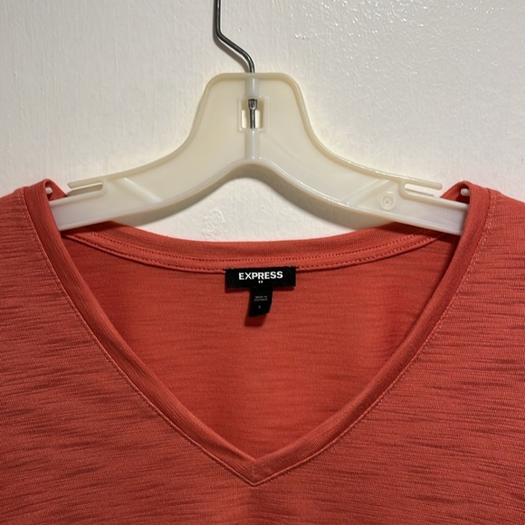 Express Top - Picture 3 of 12